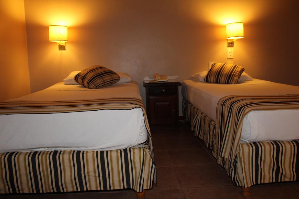 Marcopolo Suites Iguazu Puerto Iguazú Extérieur photo